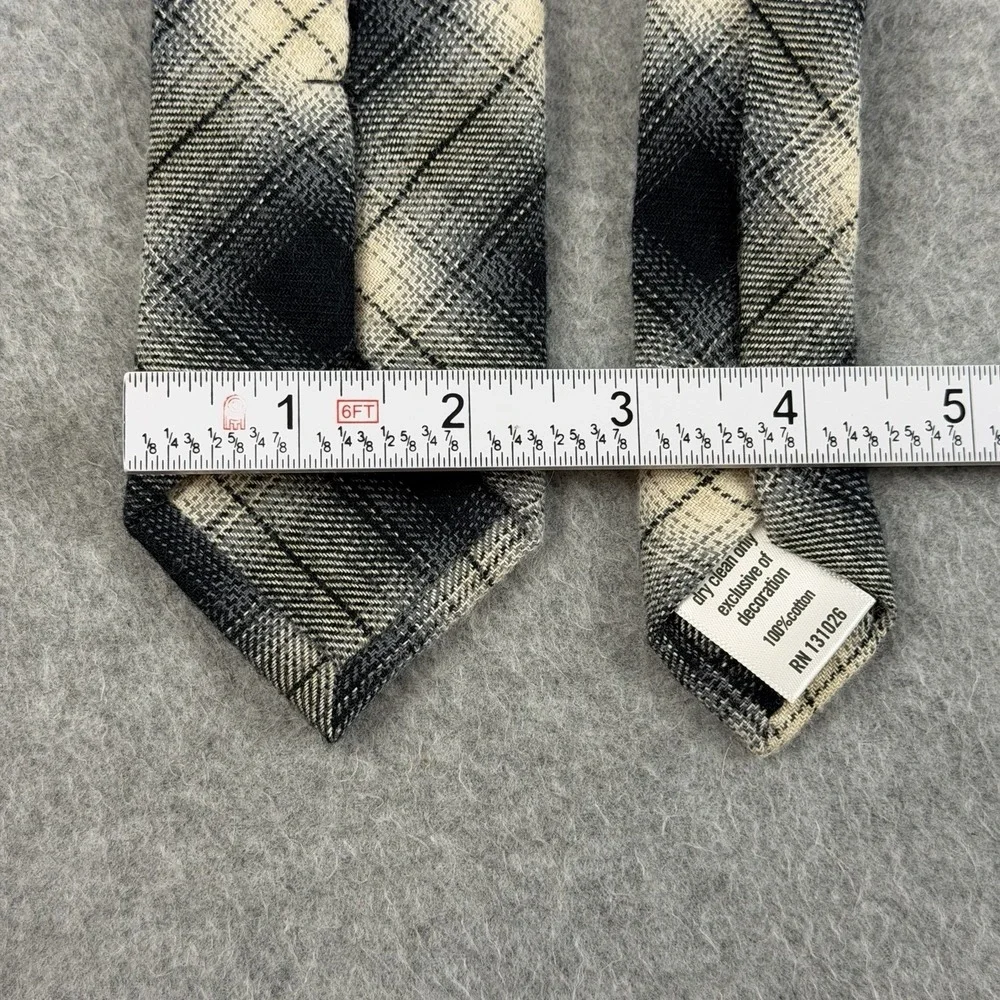 Onassis Skinny Neck Tie Black Gray Ivory Plaid 100% Cotton NWT Mens 60x2.5